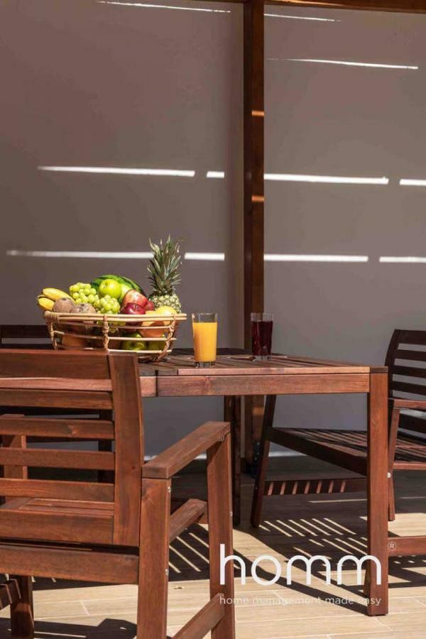 Nemeseos 1St Floor Homm Apartment With Roof Garden And Wading Pool Atenas Exterior foto