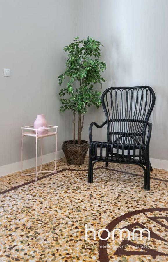 Nemeseos 1St Floor Homm Apartment With Roof Garden And Wading Pool Atenas Exterior foto